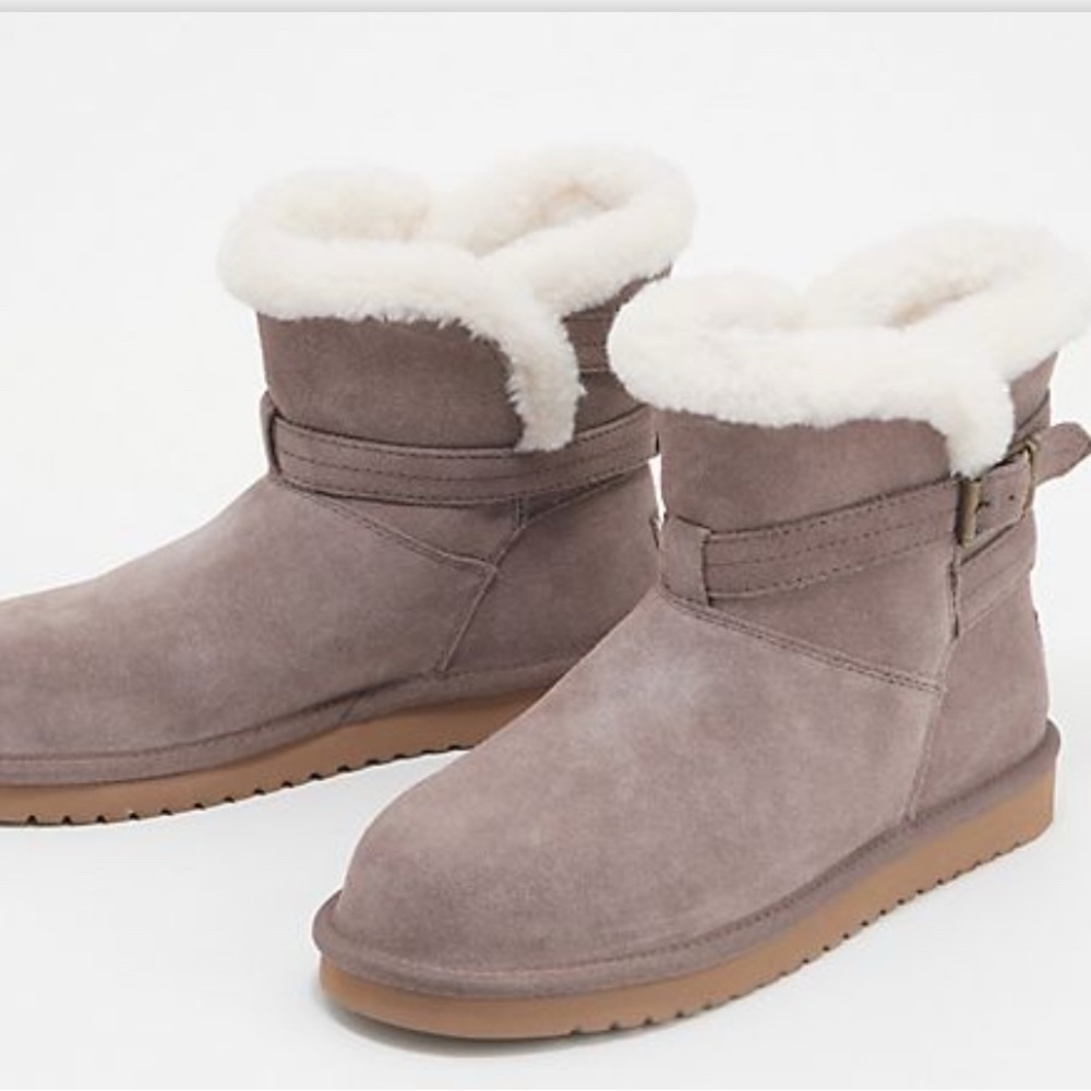 Kookaburra by UGG Taupe Brown Shearling Women's Boots
